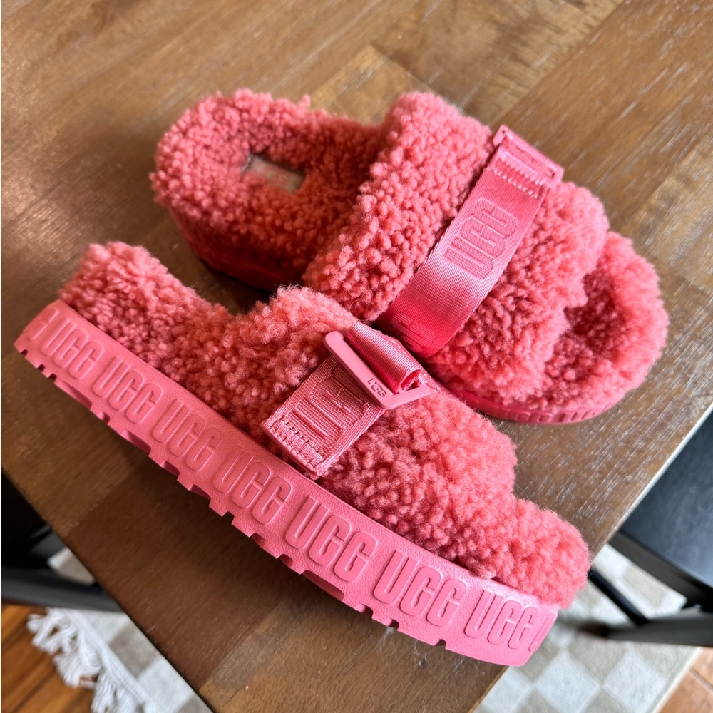 Ugg Slides